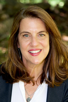 Image of Lauren Broch