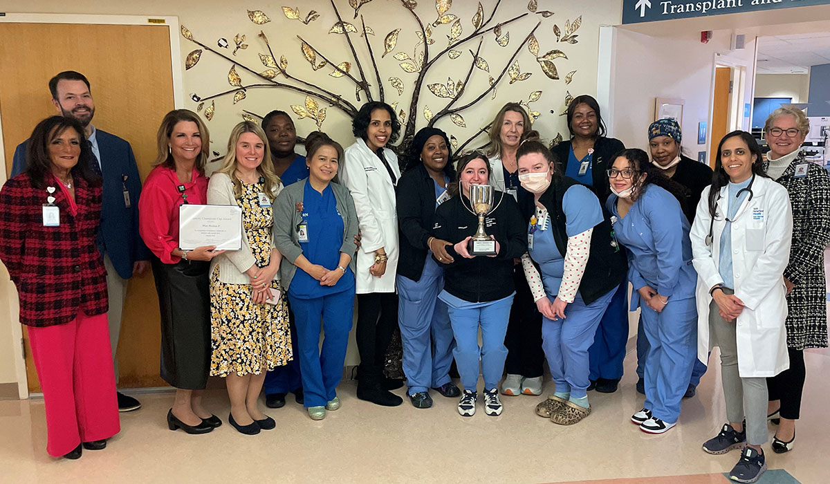 Staff with Yale New Haven Hospital’s Transplantation and Liver Unit (WP 9)